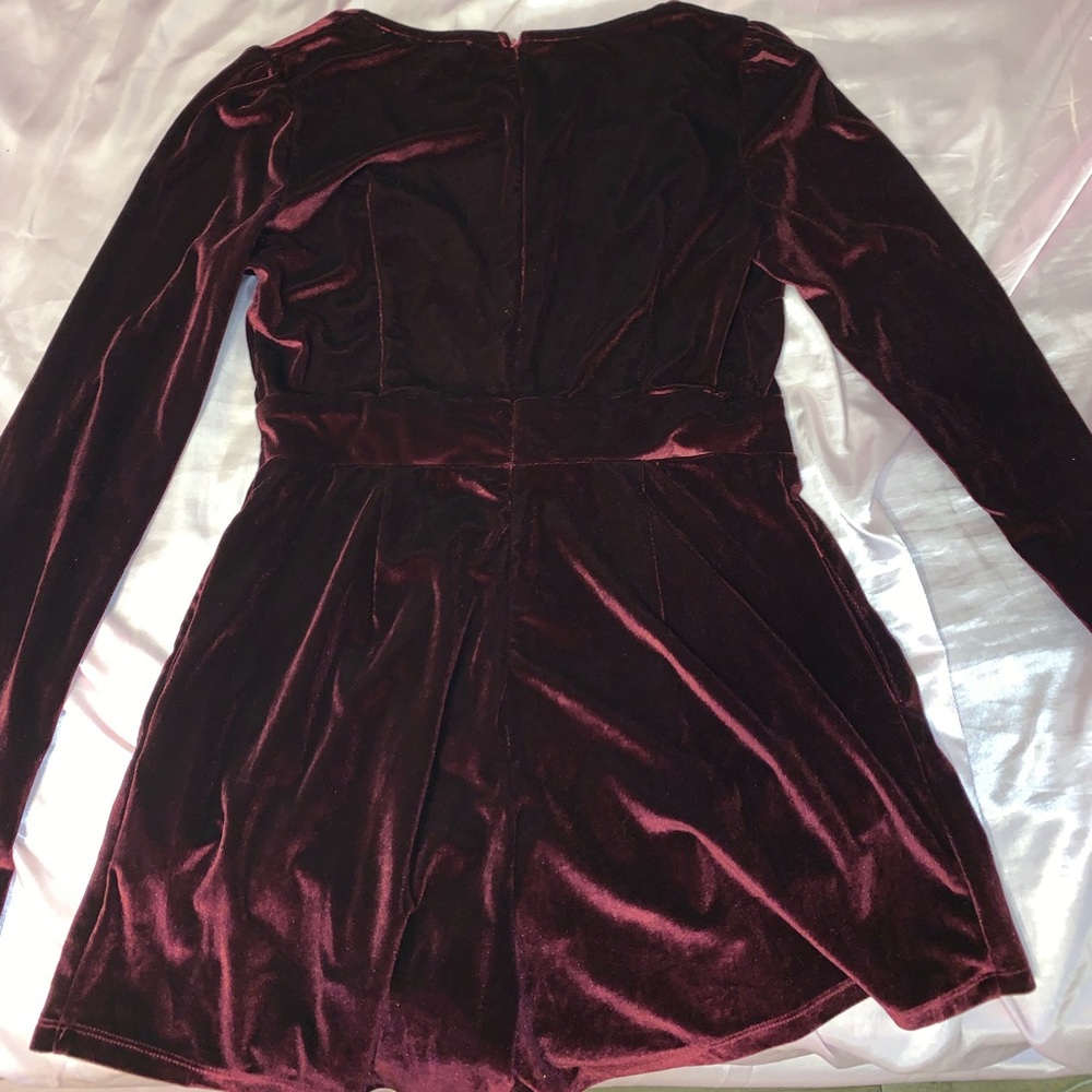 VELVET ROMPER - Picture 3 of 3